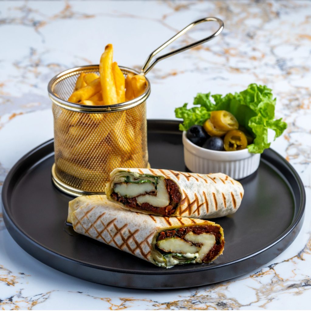 لوسيلا حلومي