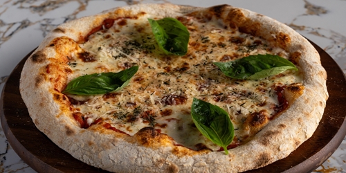 نابولي مارغريتا بيتزا